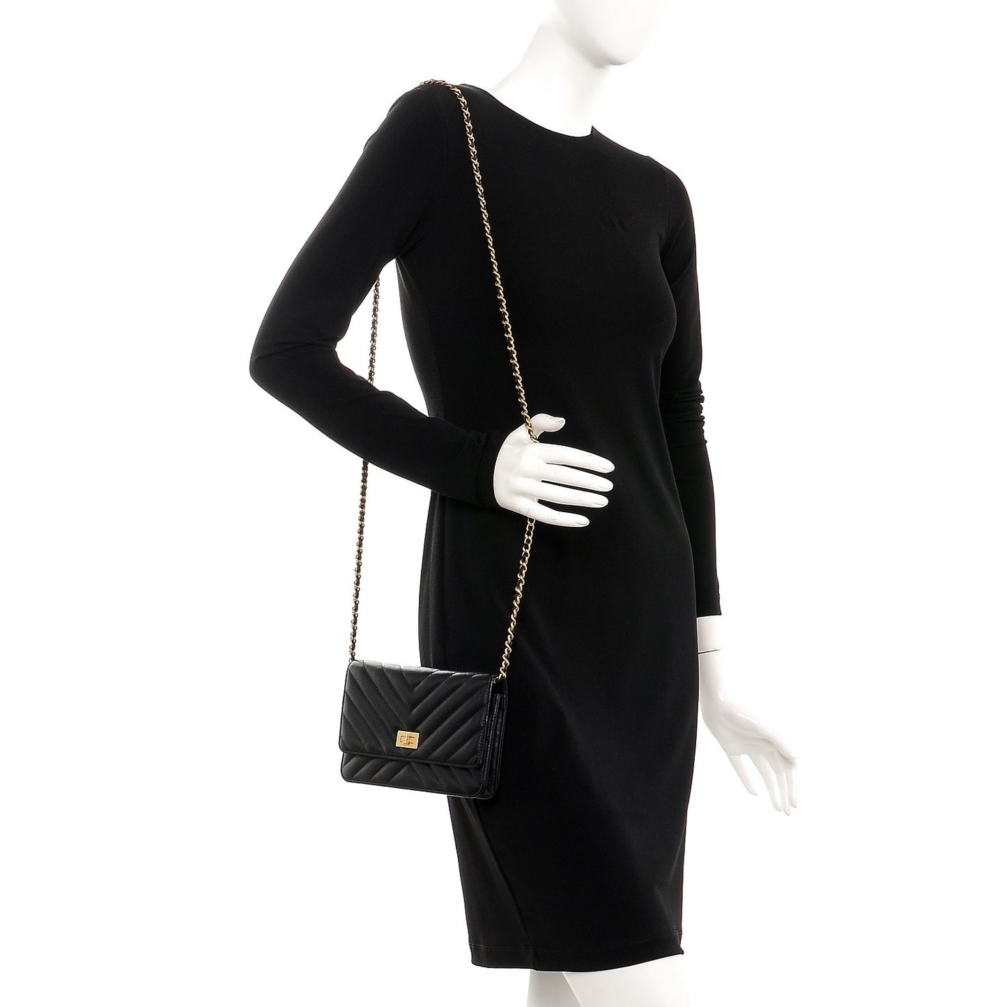 Sheepskin Chevron Reissue Wallet On Chain WOC Black