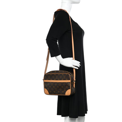 Louis Vuitton Monogram Trocadero 27 3 of 13