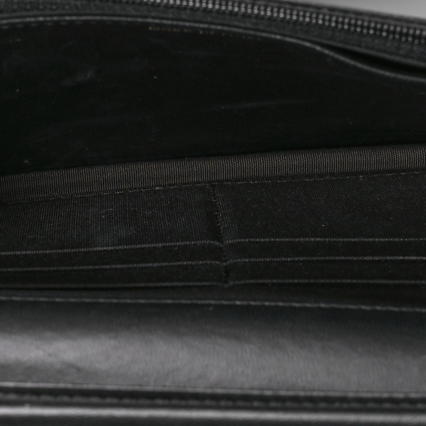 LAmbskin Chevron Boy Wallet On Chain WOC Black
