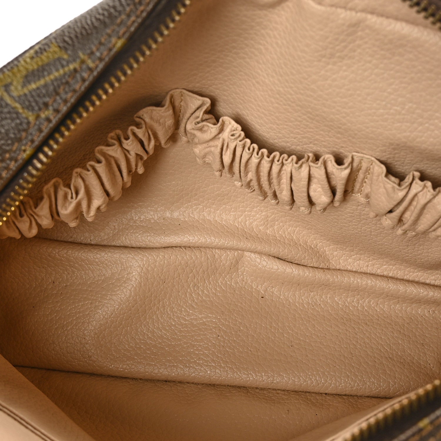 Louis Vuitton Monogram Trousse Toilette 23 4 of 5