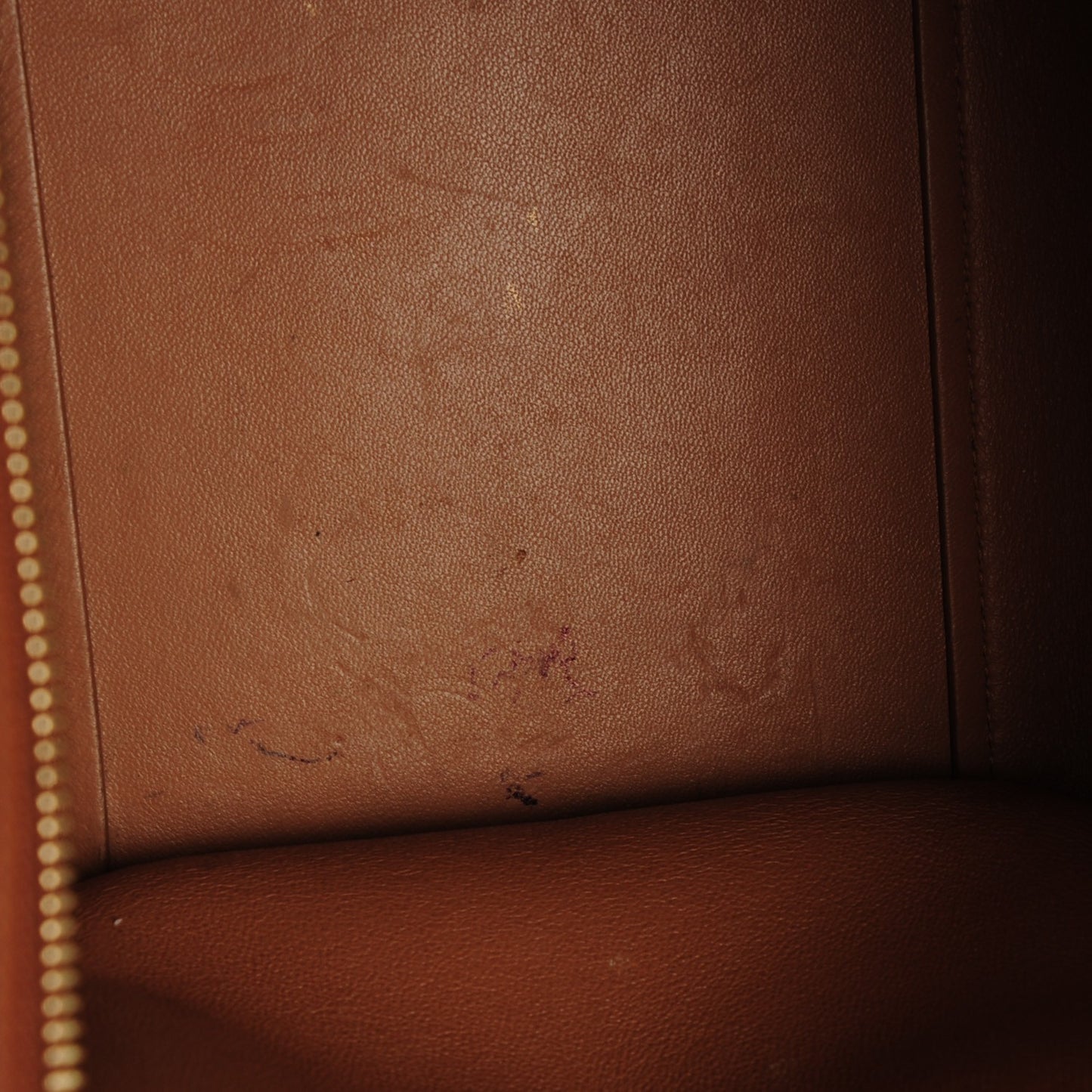 Natural Calfskin Suede Medium Trapeze Tan