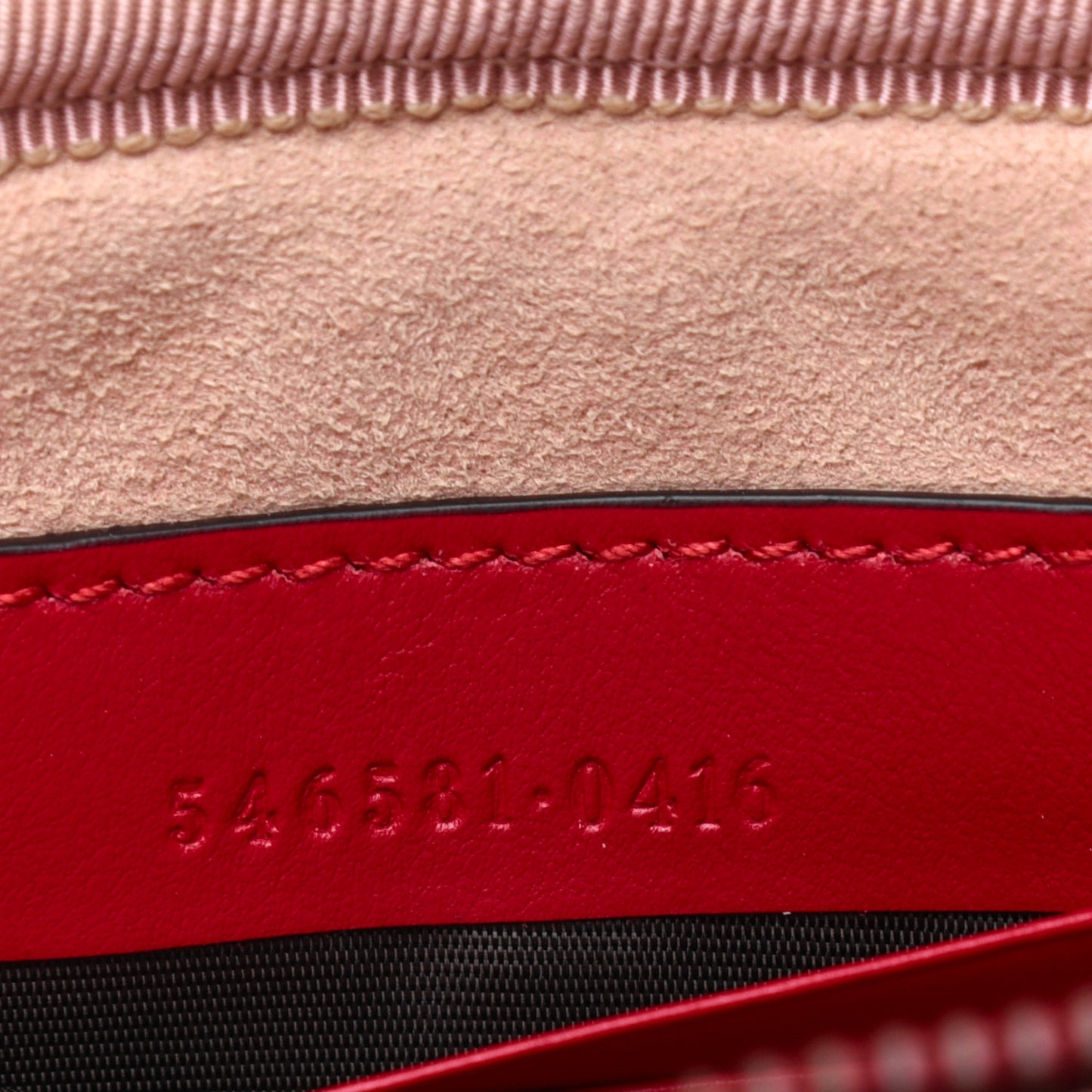 Calfskin Matelasse Mini GG Marmont Chain Crossbody Bag Hibiscus Red