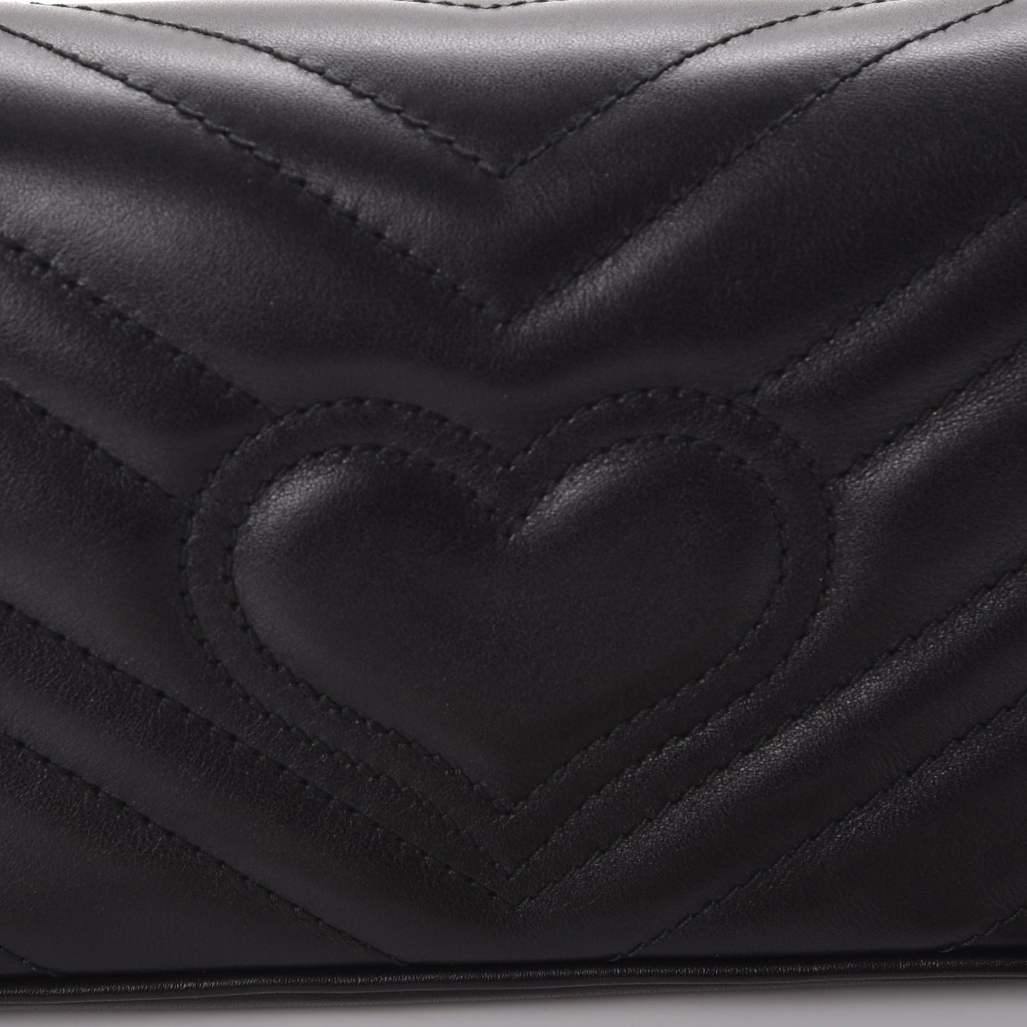 Calfskin Matelasse Super Mini GG Marmont Shoulder Bag Black