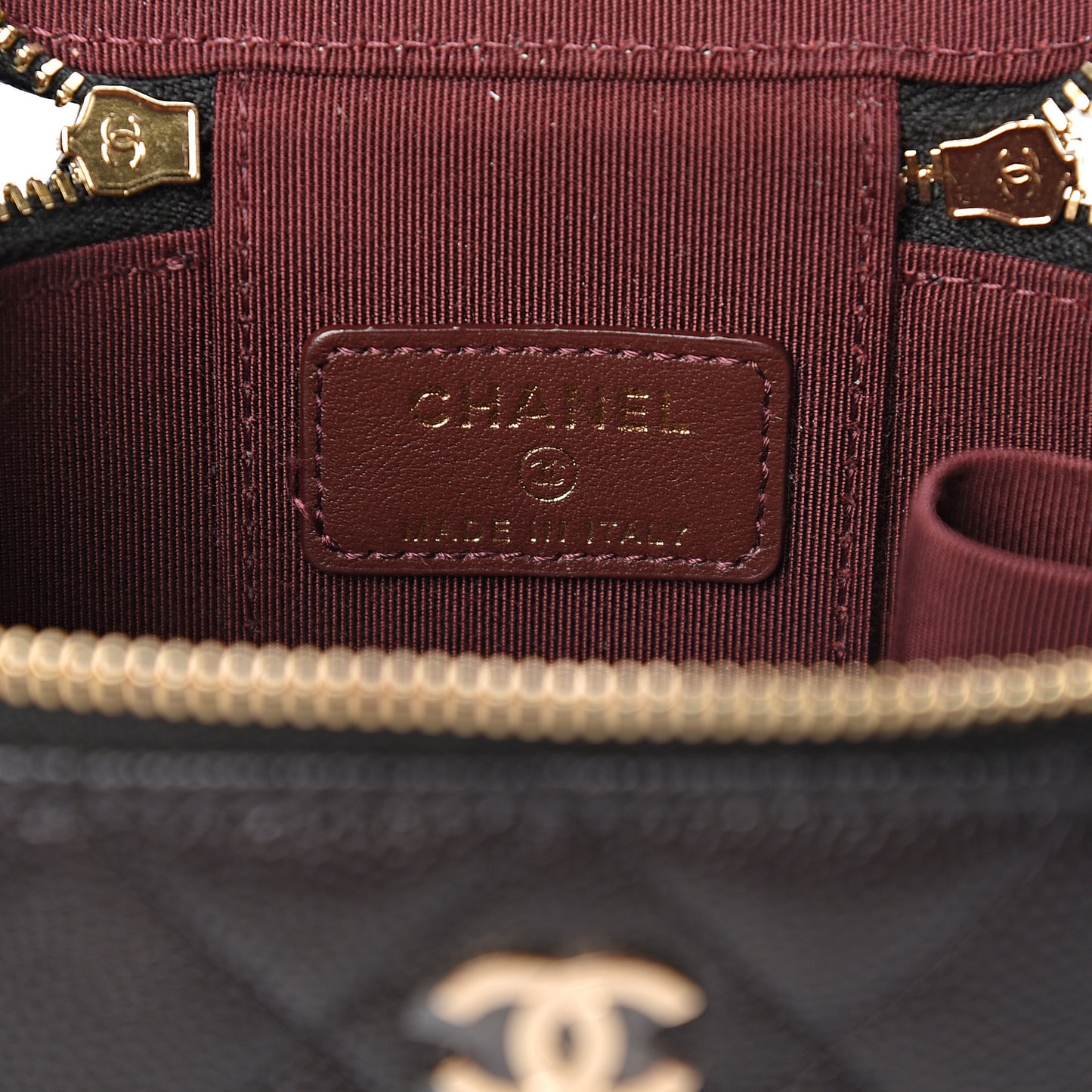 Caviar Quilted Mini Vanity Case With Chain Black