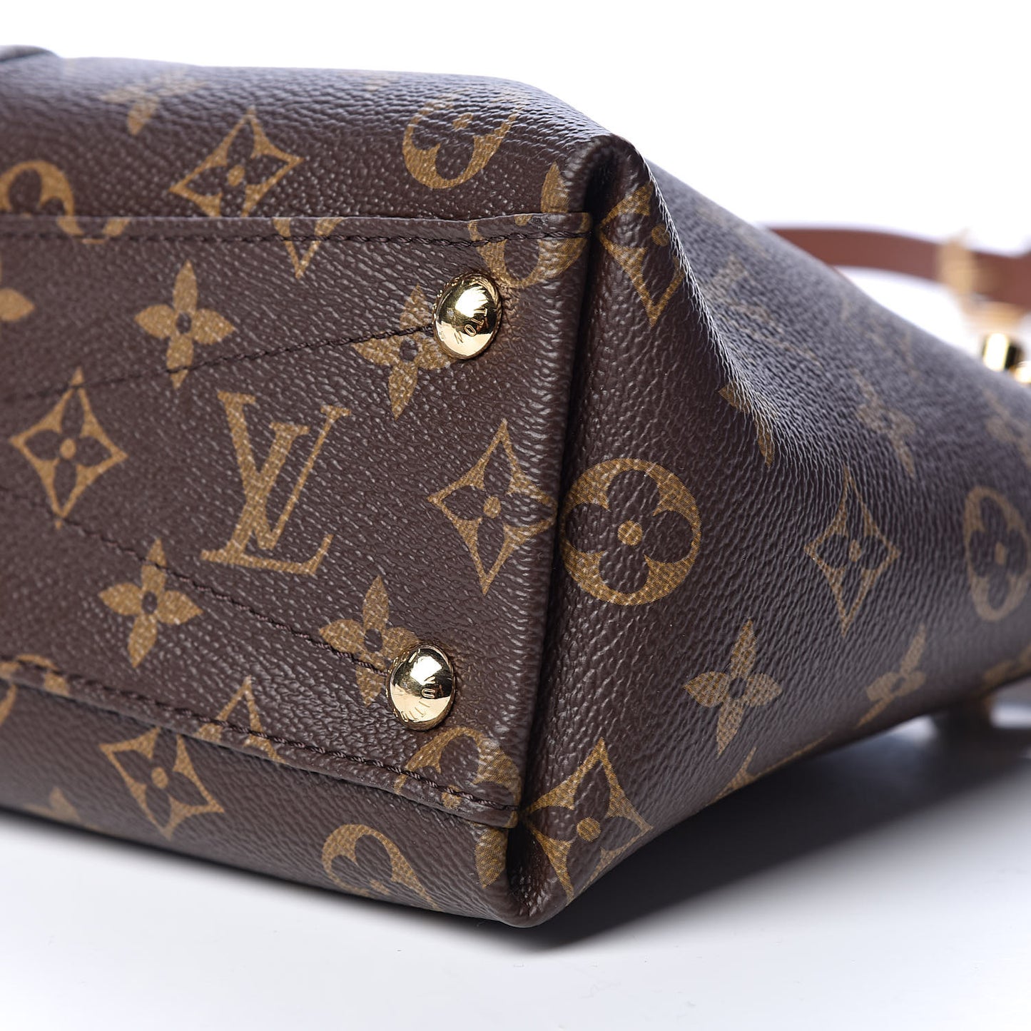Monogram V Tote BB Black