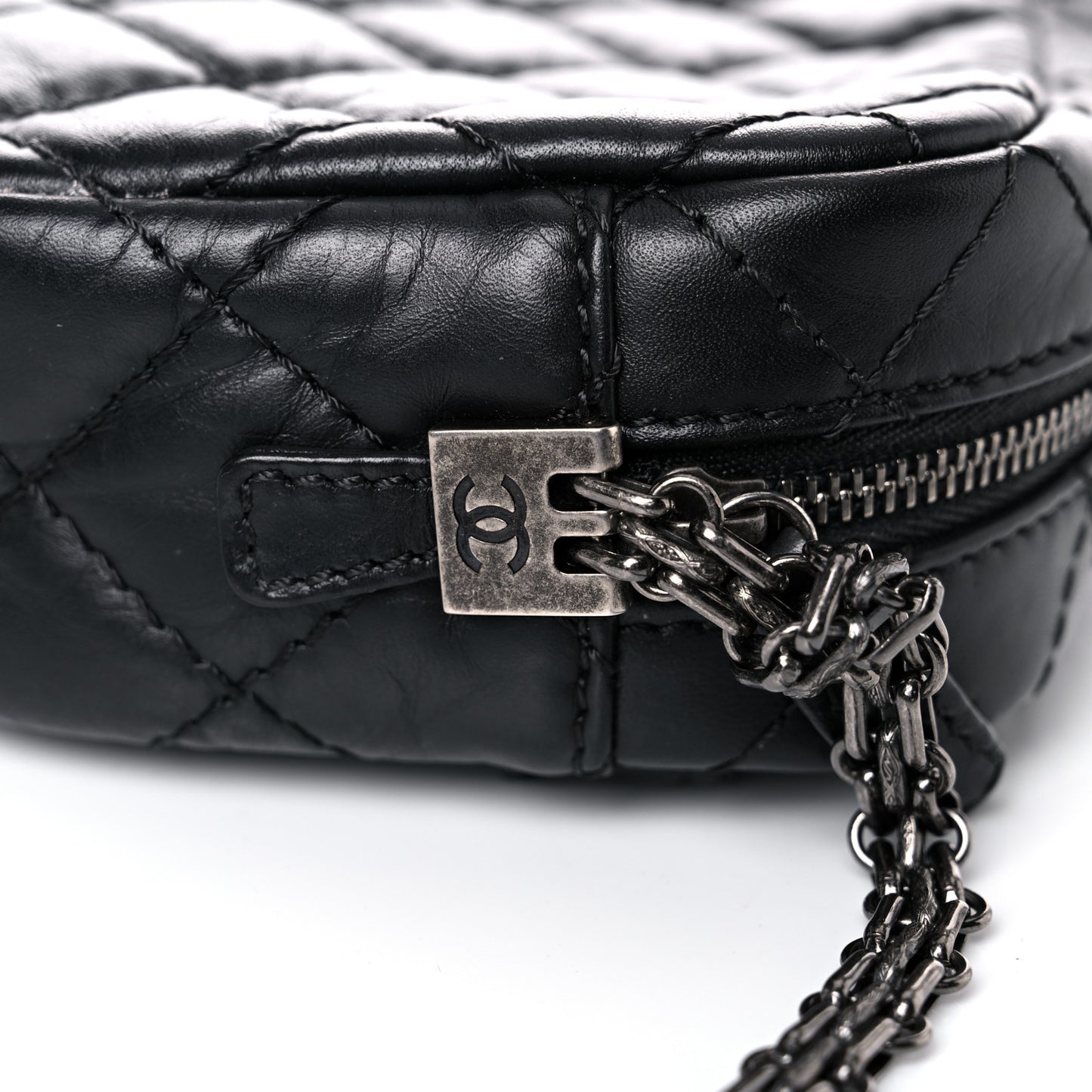 Aged Calfskin Quilted Mini Reissue Camera Case Black