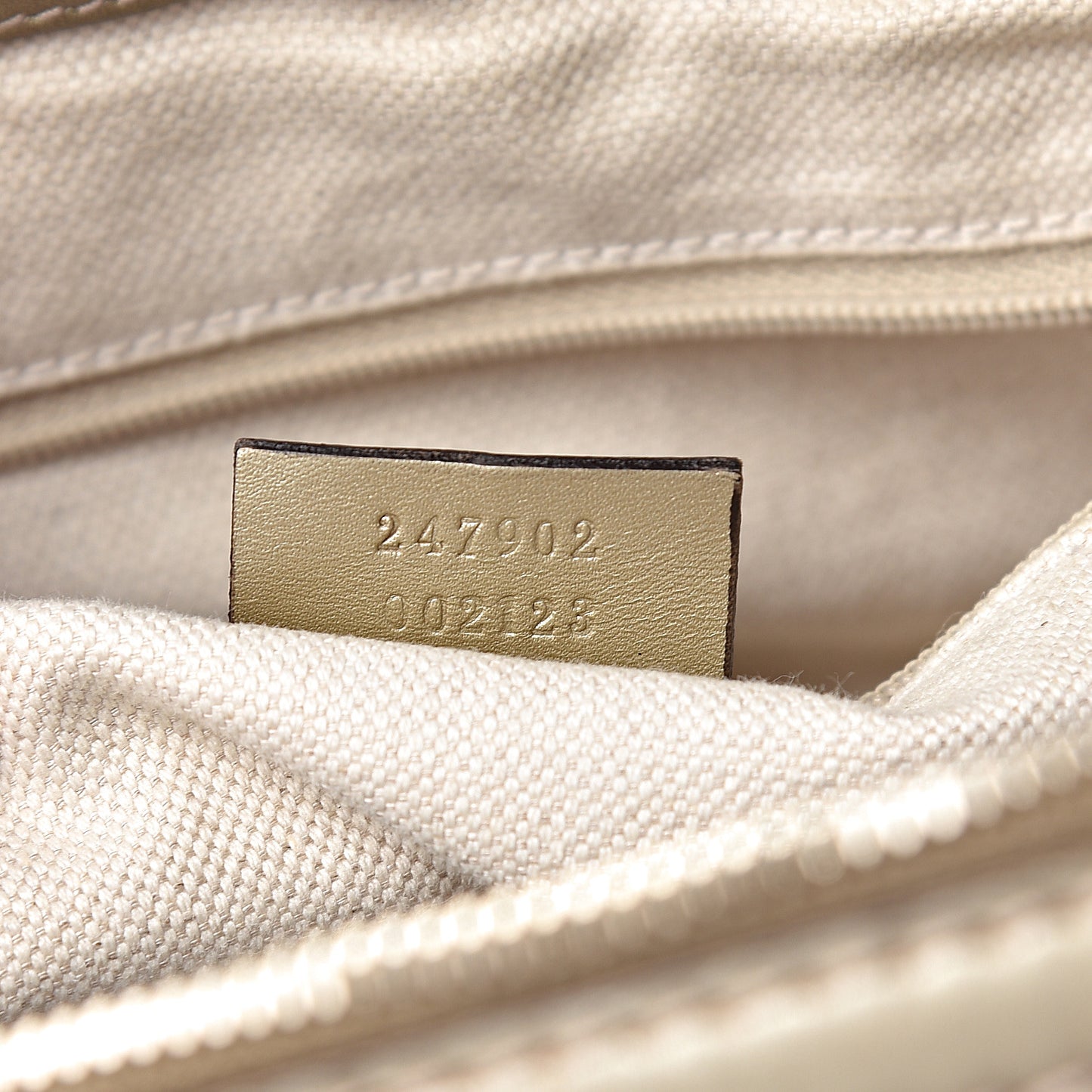 Metallic Soft Guccissima Medium Sukey Top Handle Bag Champagne