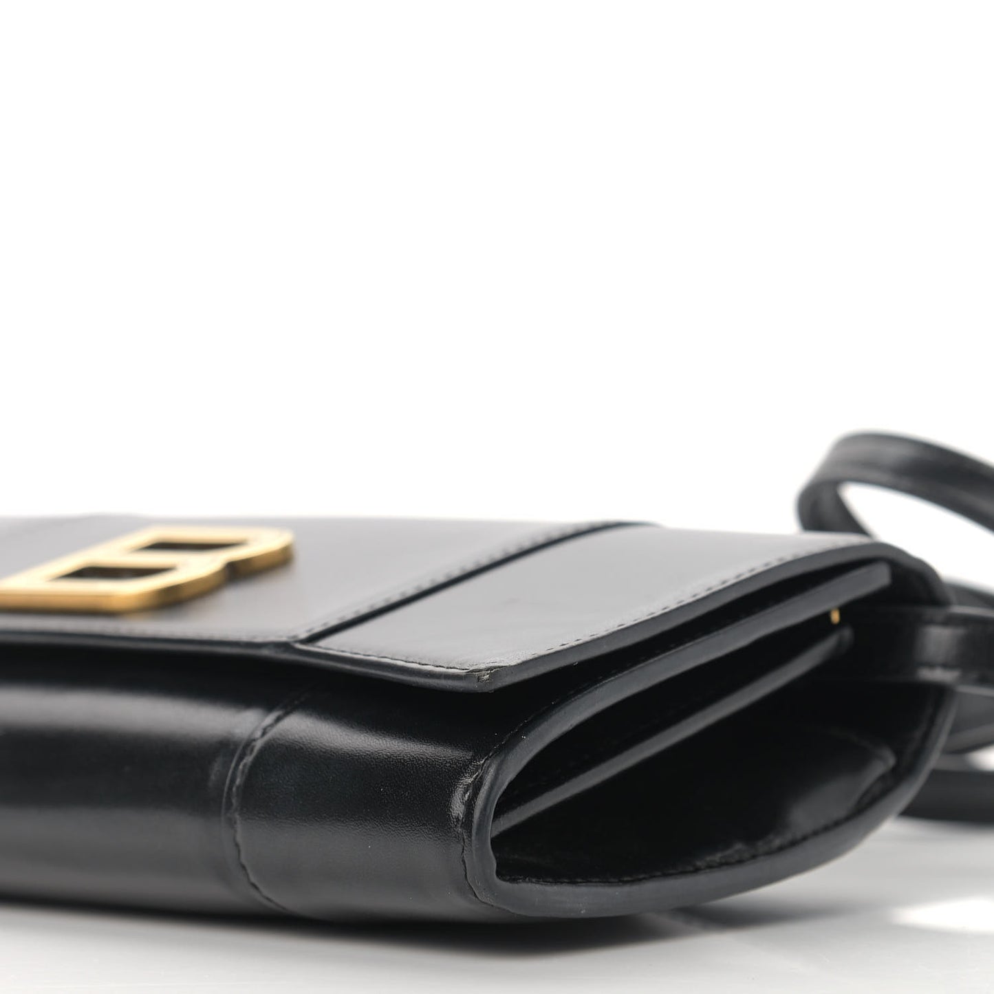 Smooth Calfskin Hourglass Continental Wallet On Strap Black