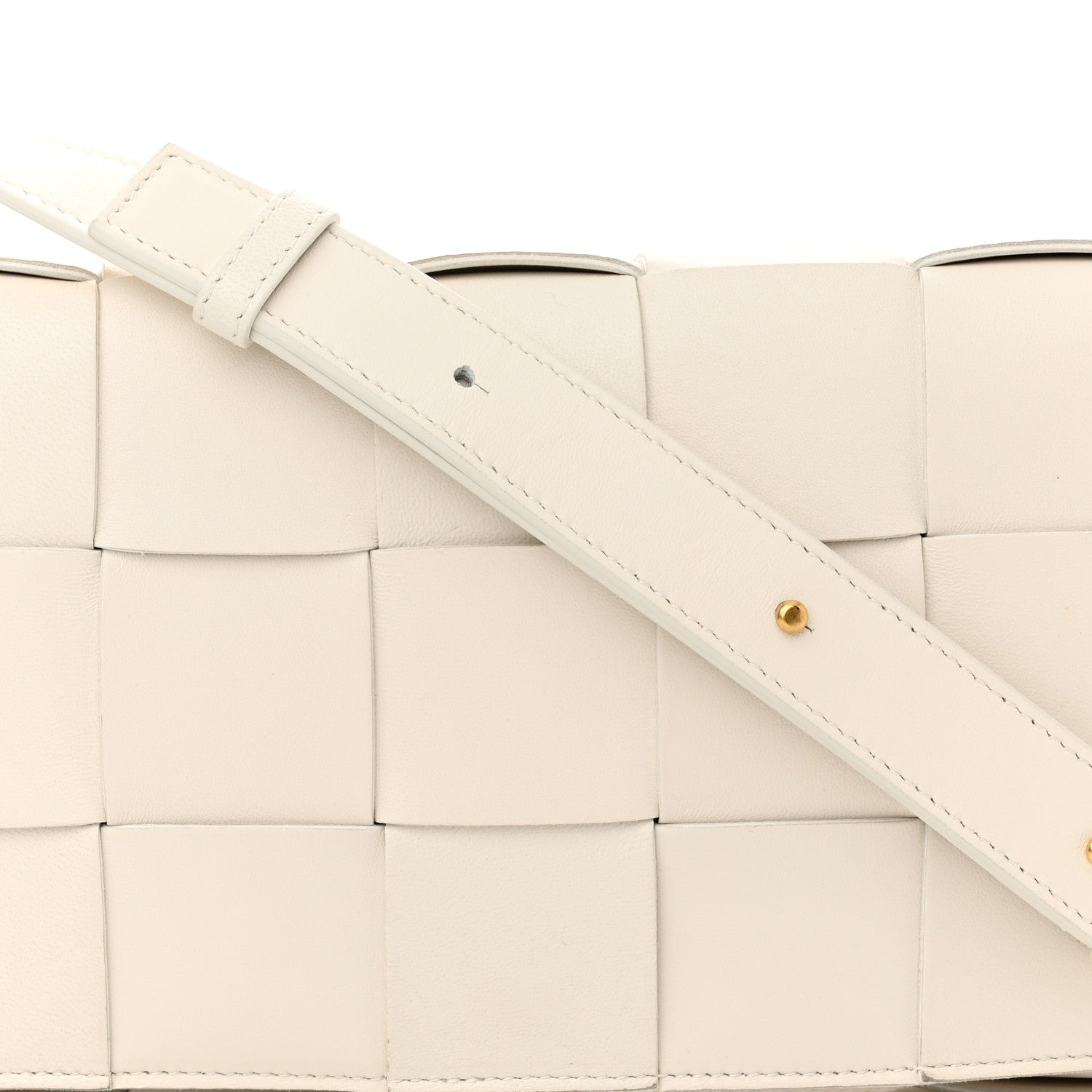 Bottega Veneta Lambskin Maxi Intrecciato Cassette Crossbody Bag White 7 of 9