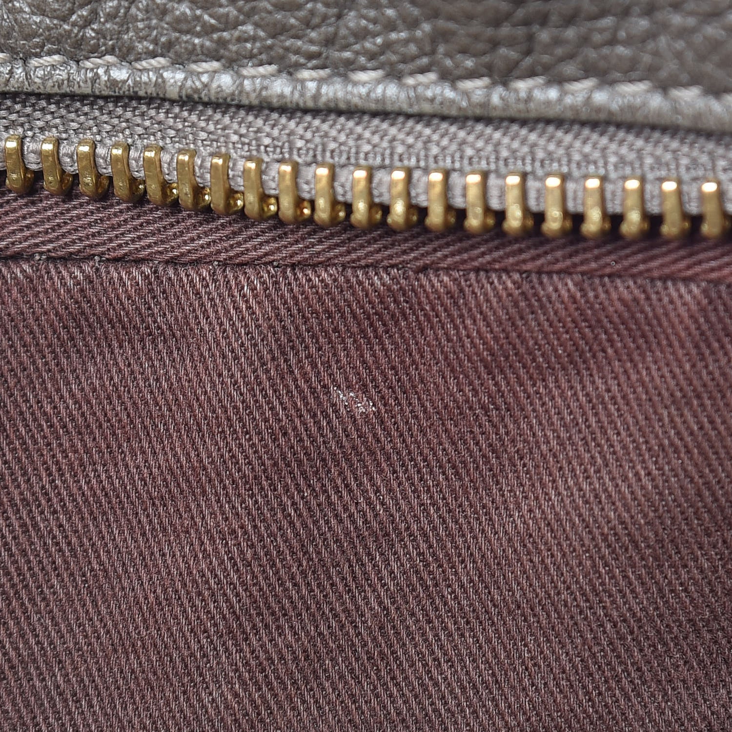 Chloe Calfskin Large Paraty Rock 11 of 19