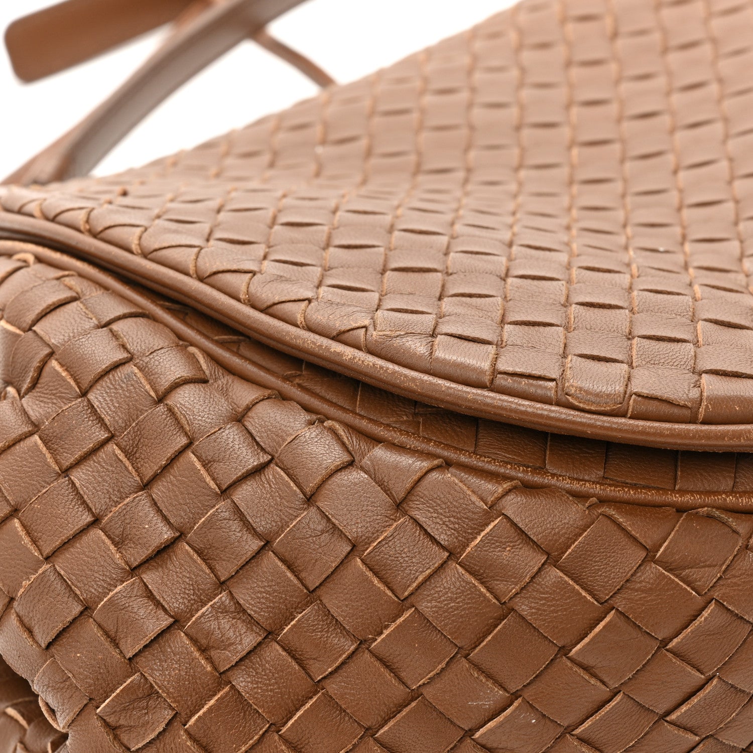 Bottega Veneta Nappa Intrecciato Small Messenger Flap Noce 13 of 18