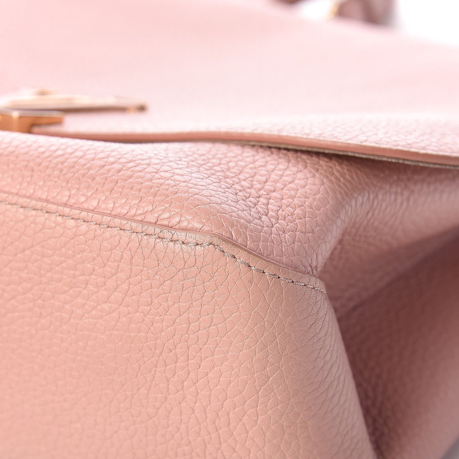 Louis Vuitton Taurillon Volta Magnolia 13 of 21