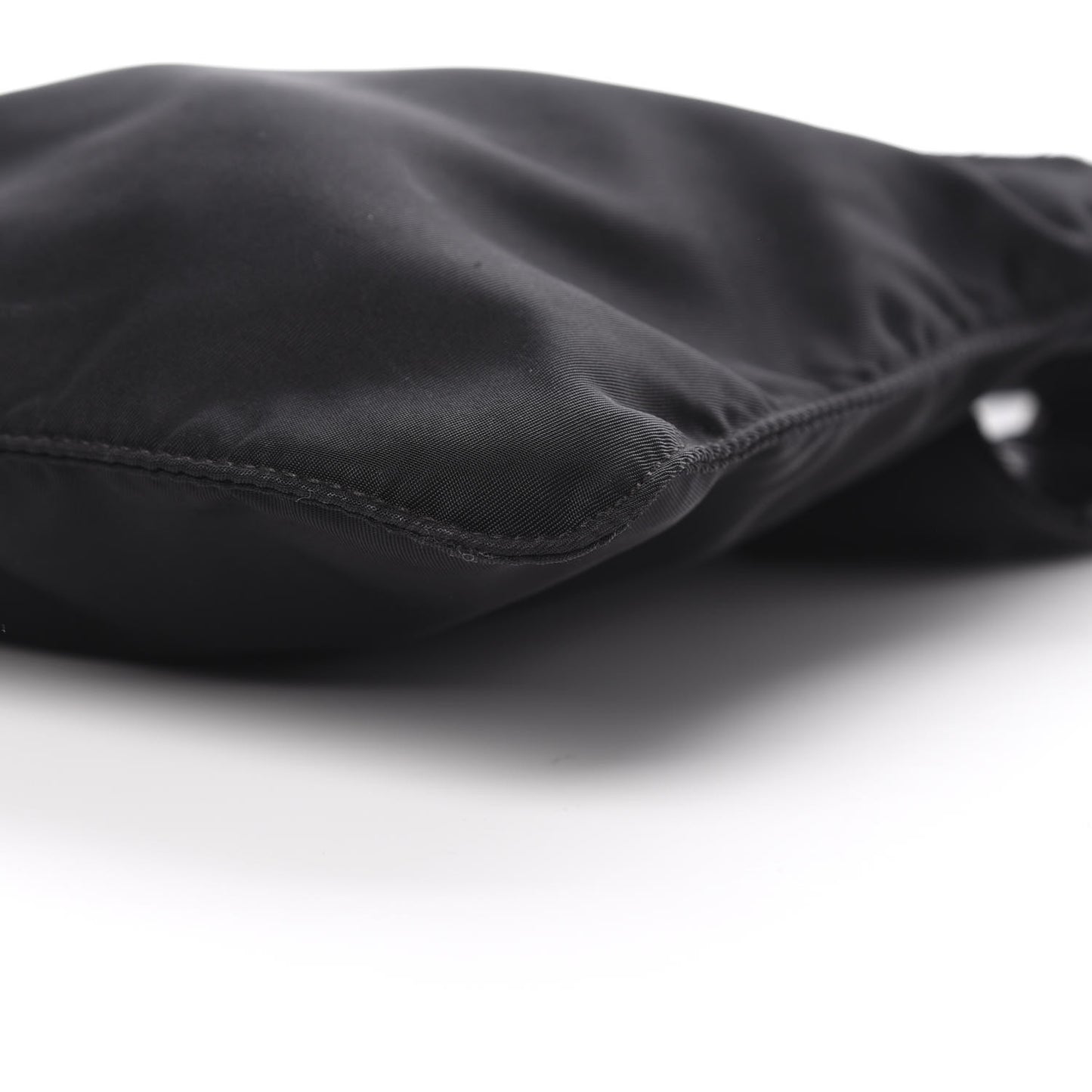 Nylon Flat Messenger Bag Black