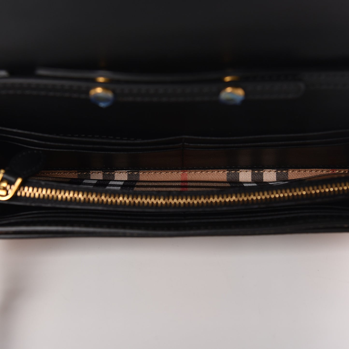Vintage Check Henley Wallet On Chain Black
