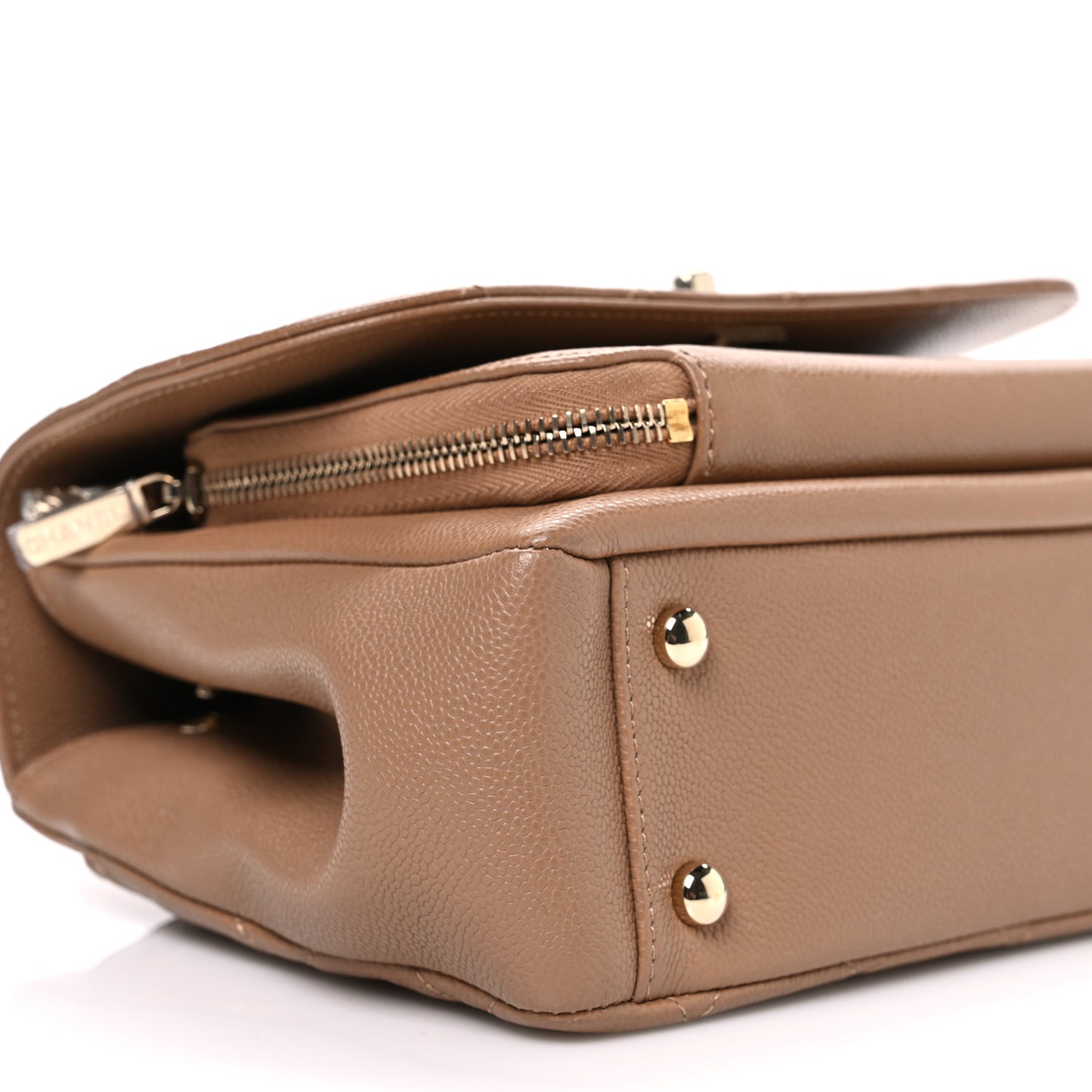 Caviar Quilted Medium Business Affinity Flap Beige