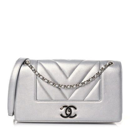 Chanel Metallic Sheepskin Chevron Quilted Medium Vintage Mademoiselle Flap Silver 1 of 17