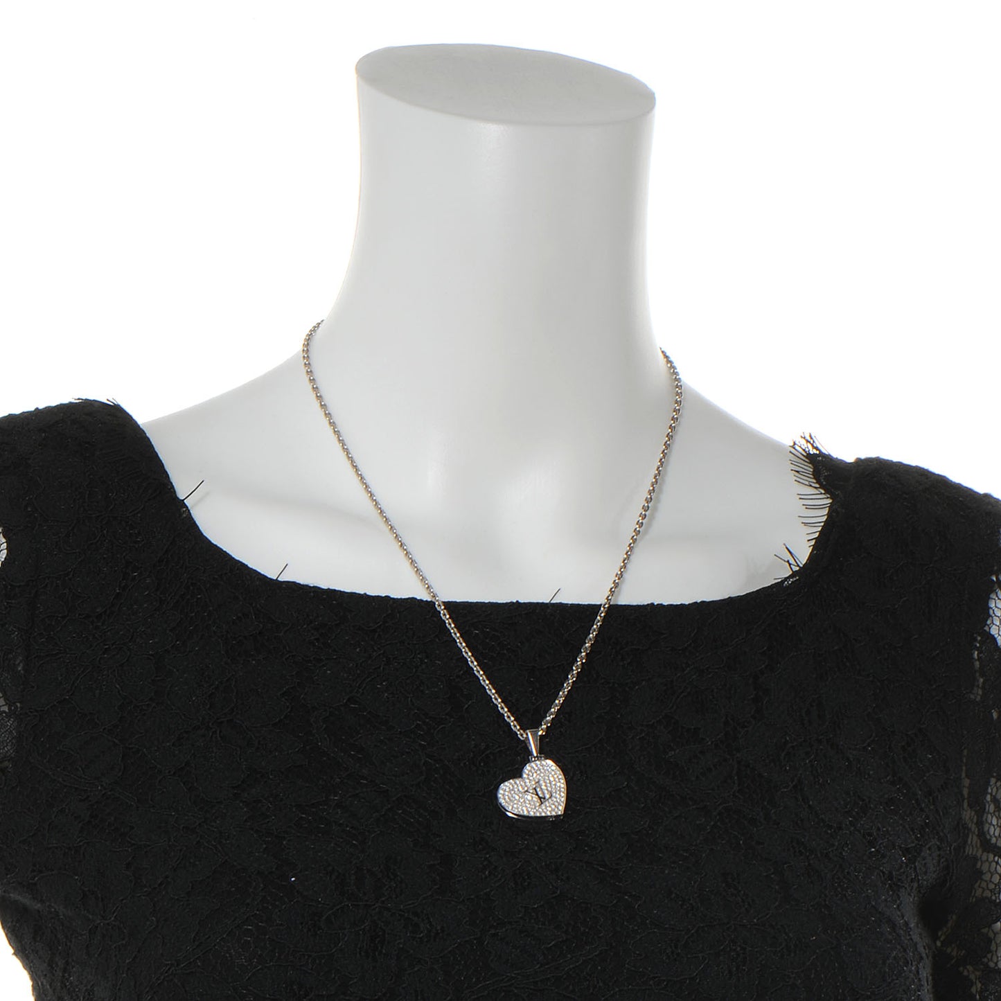 18K Small White Gold And Diamonds Heart Pendant