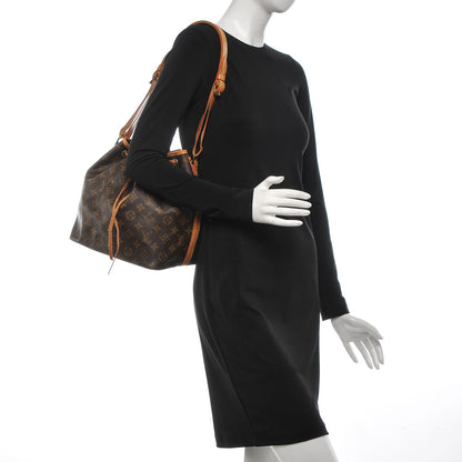 Louis Vuitton Monogram Petit Noe 2 of 10