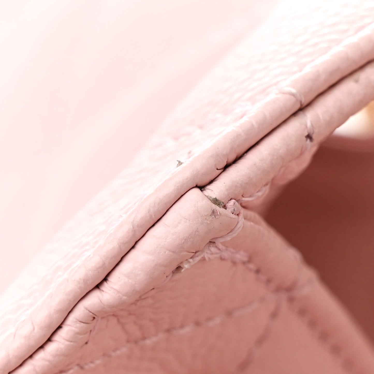 Caviar Quilted Medium Chanel 25 Handbag Light Pink