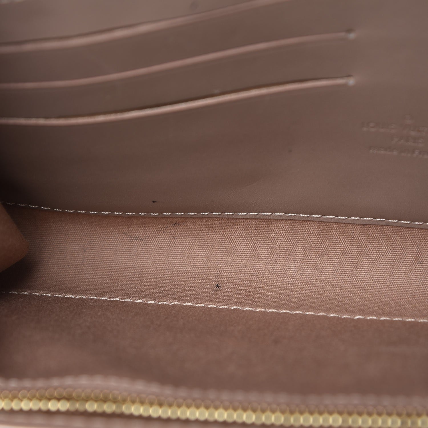 Louis Vuitton Vernis Rossmore MM Beige Poudre 8 of 8