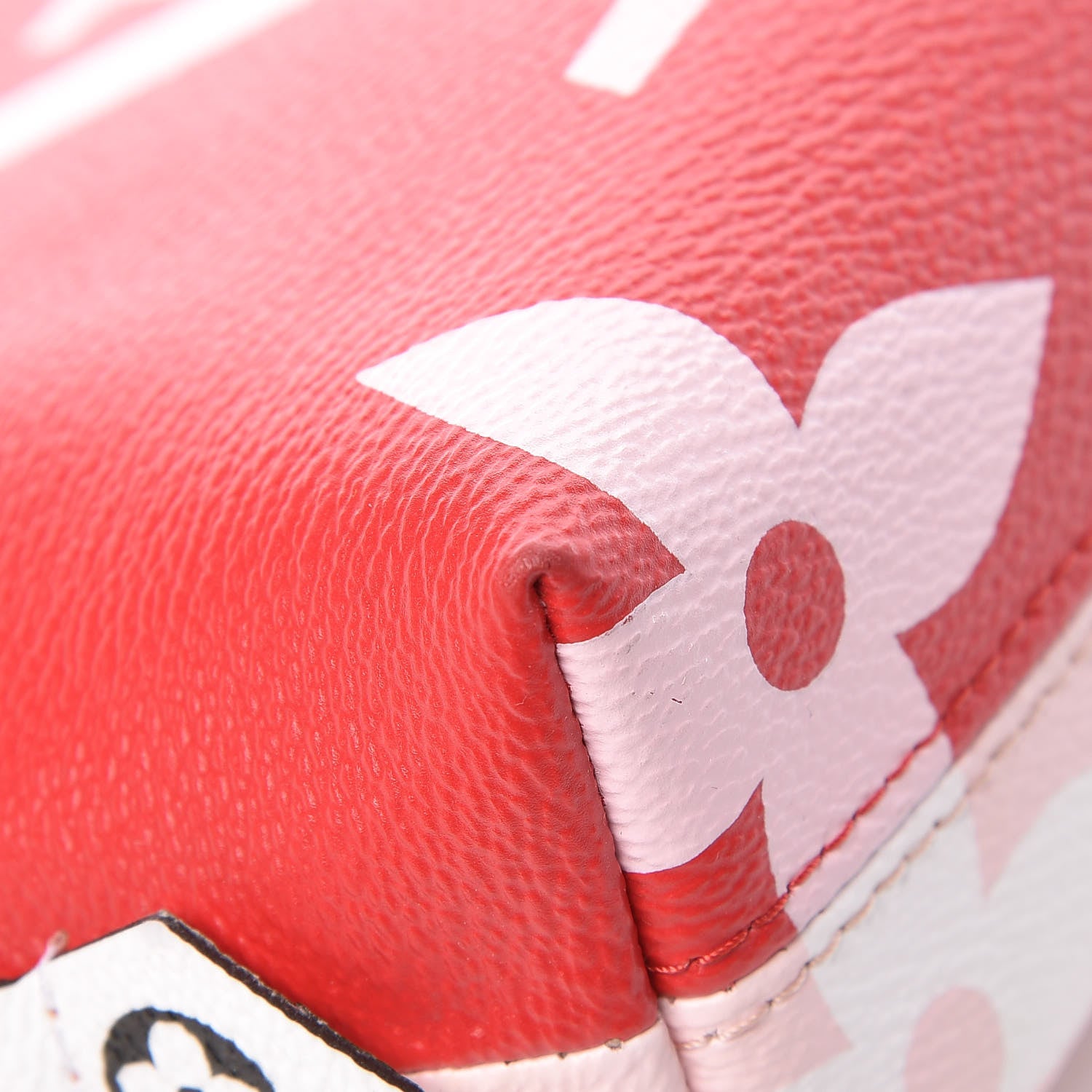 Louis Vuitton Monogram Giant Cosmetic Pouch Rouge 11 of 14