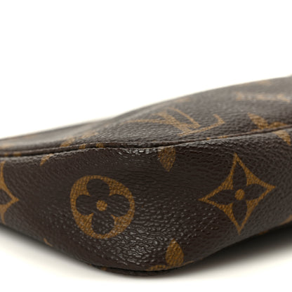 Louis Vuitton Monogram Pochette Accessories 9 of 10