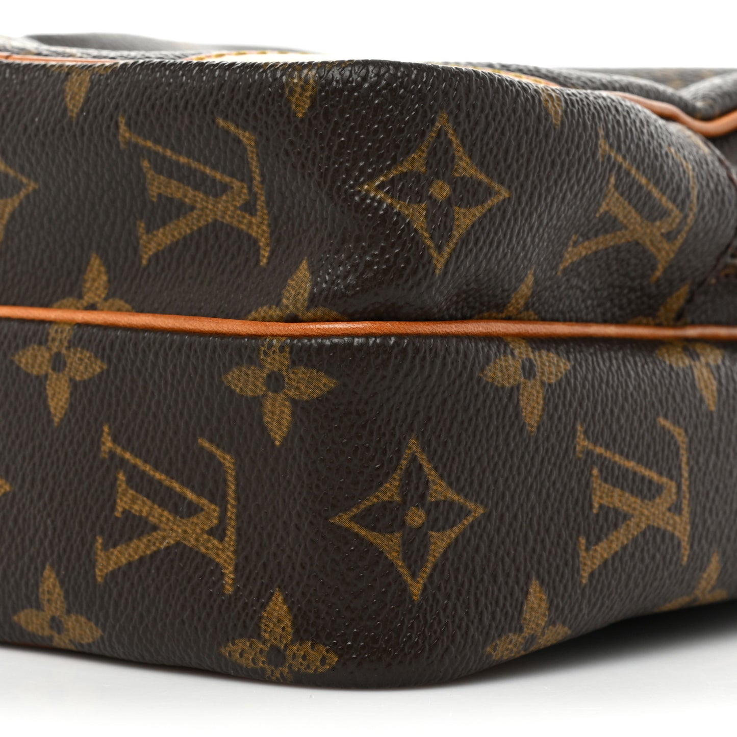 Monogram Amazone