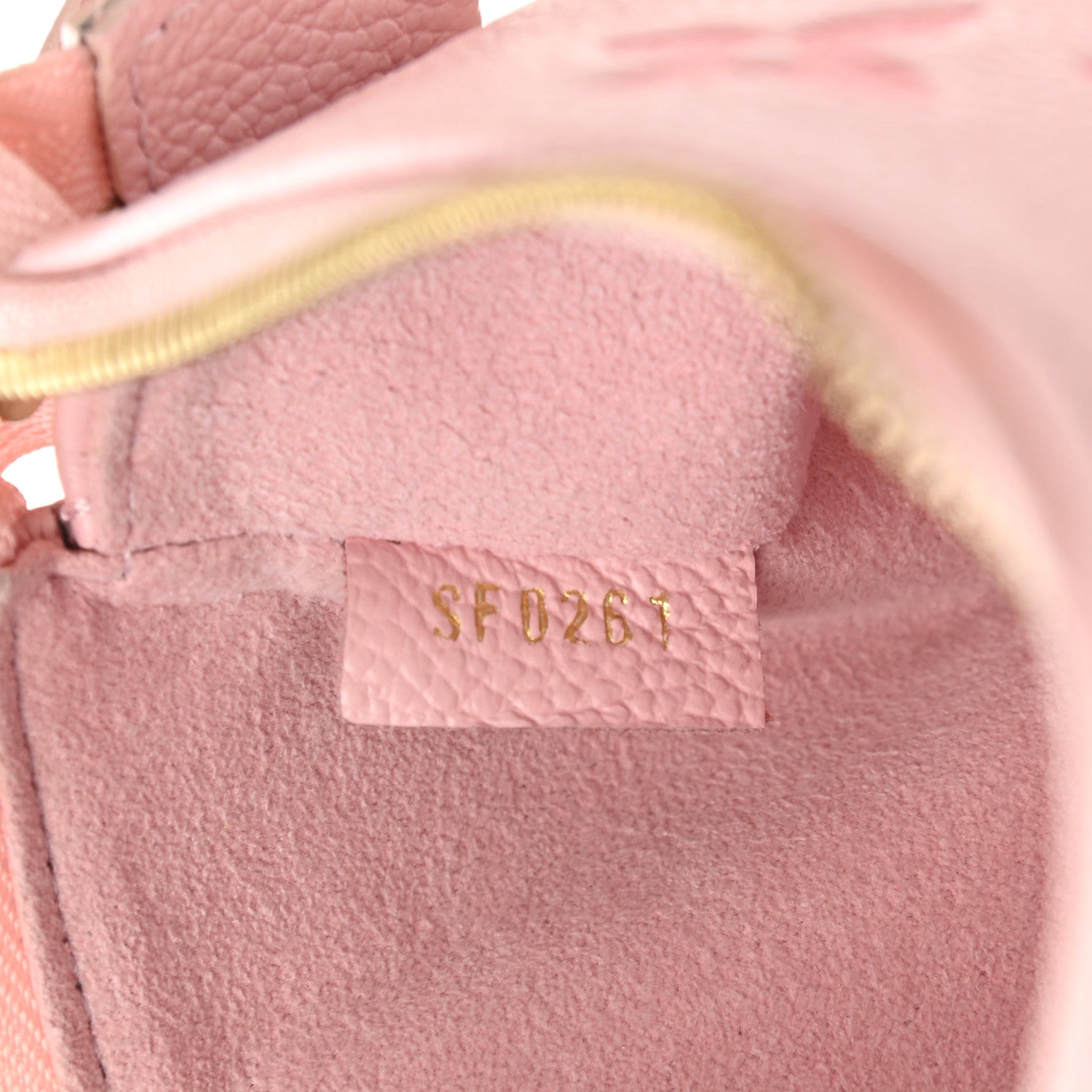 Louis Vuitton Empreinte Monogram Giant By The Pool Mini Pochette Accessories Bouton De Rose 7 of 8