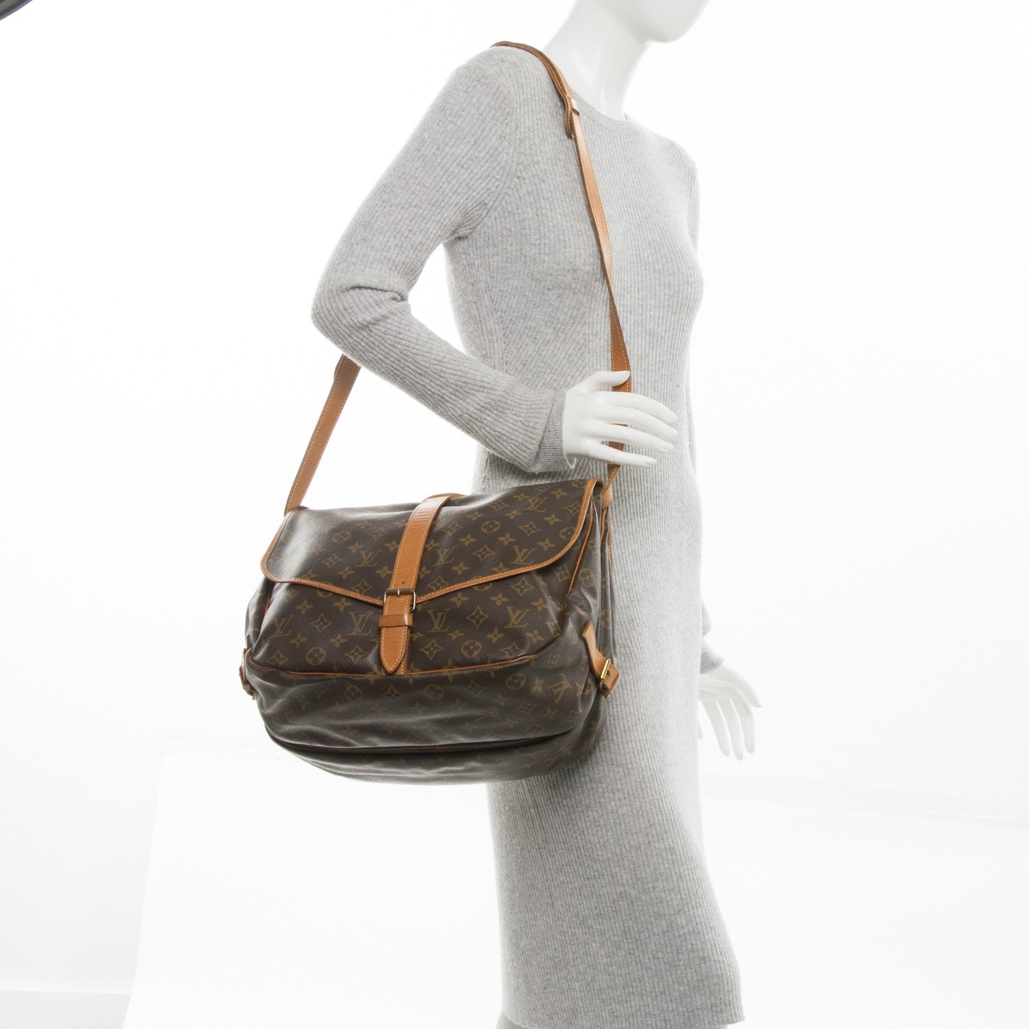Louis Vuitton Monogram Saumur 35 2 of 7