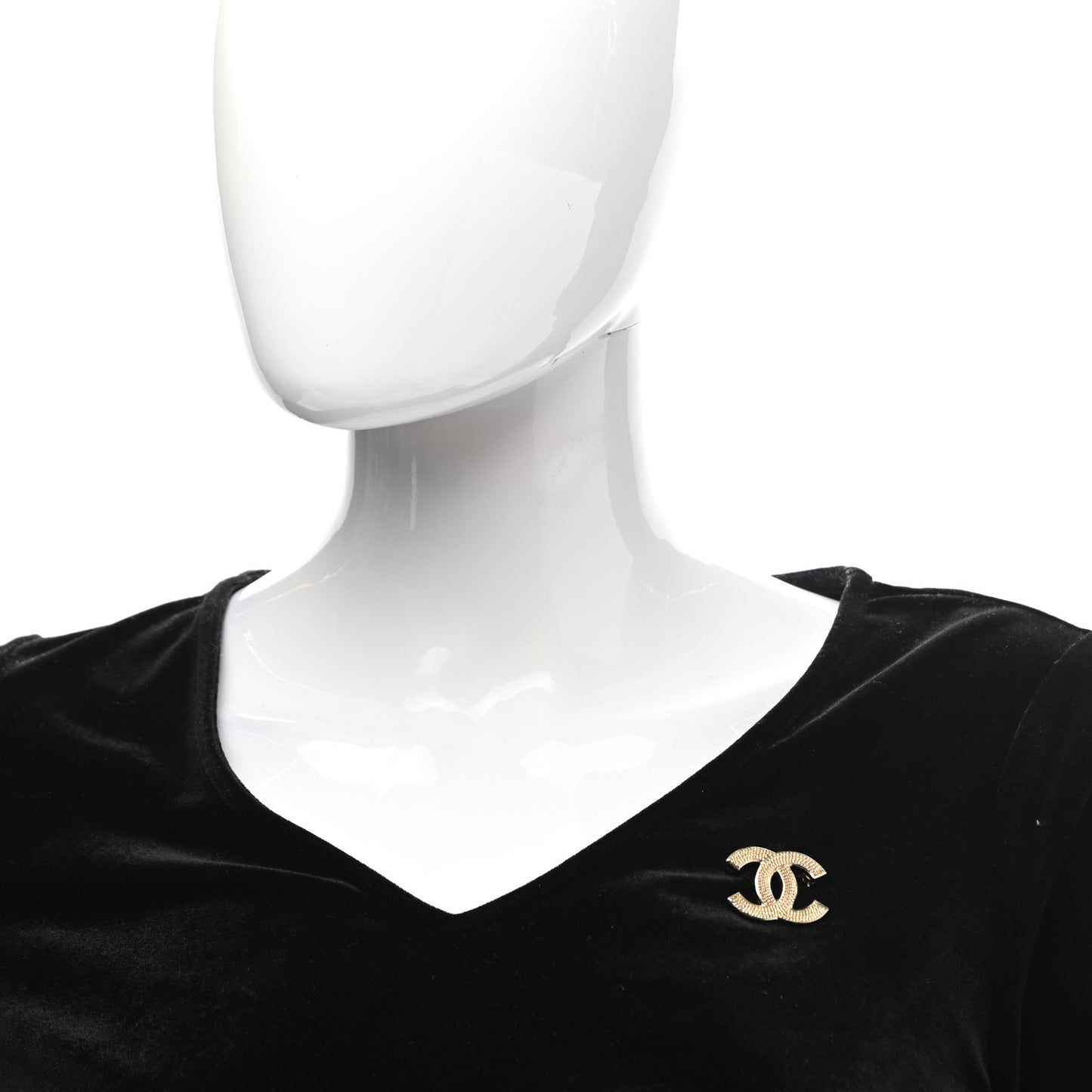 Metal CC Brooch Gold