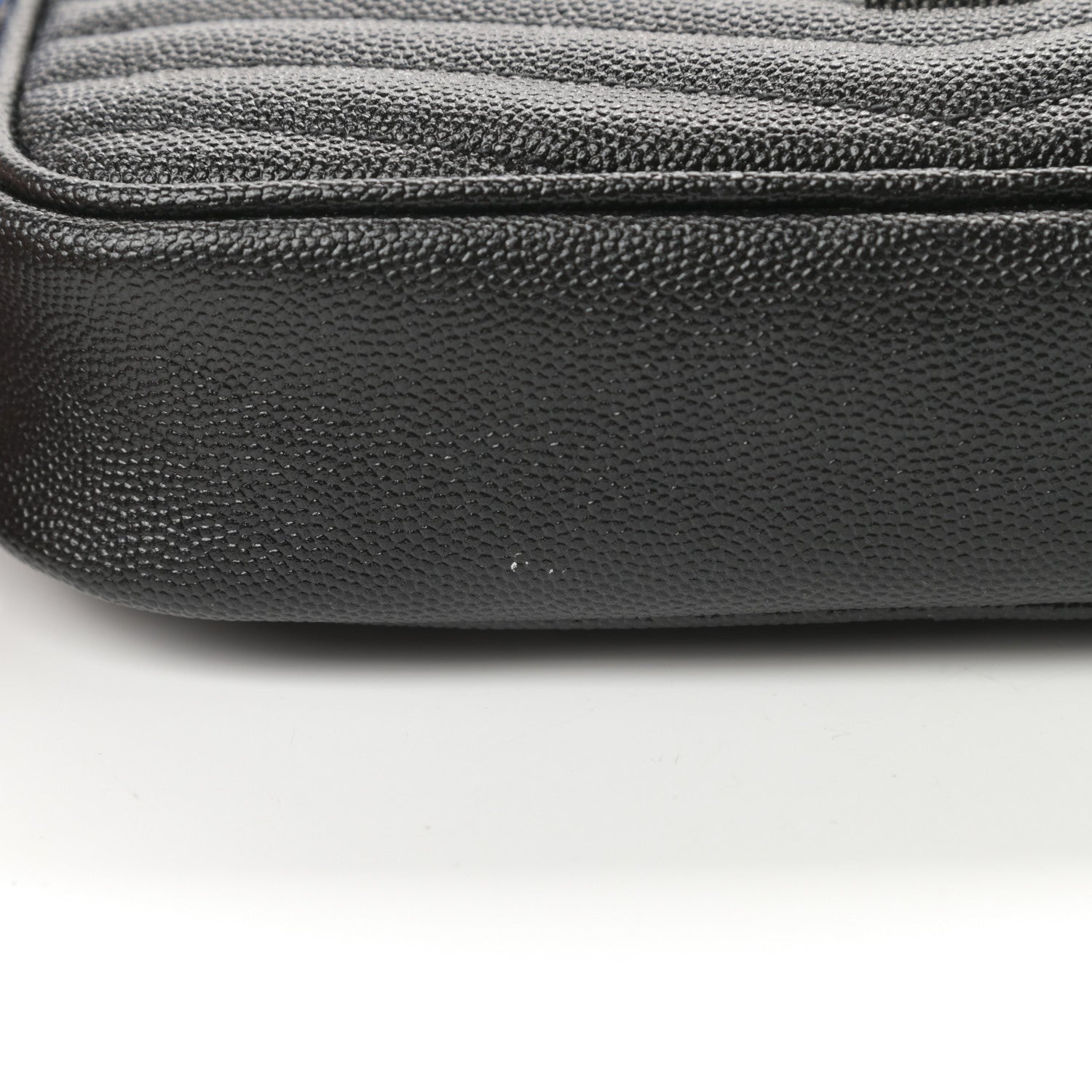 Saint Laurent Grain De Poudre Matelasse Monogram Mini Lou Camera Bag Black 20 of 20