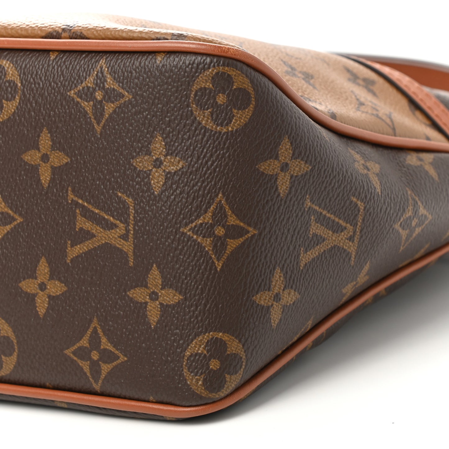 Reverse Monogram Dauphine Hobo PM