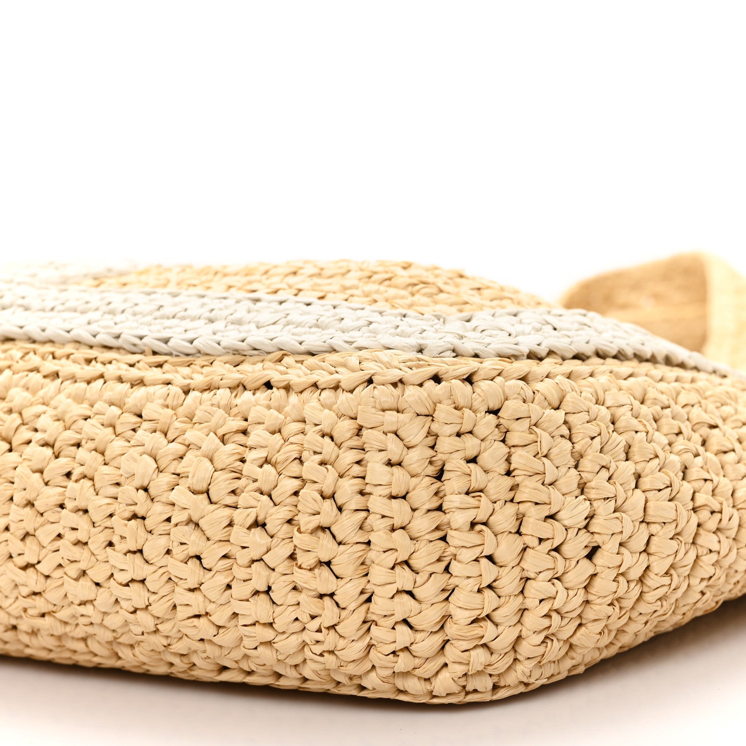 Valentino Garavani Raffia V Shoulder Bag 9 of 10