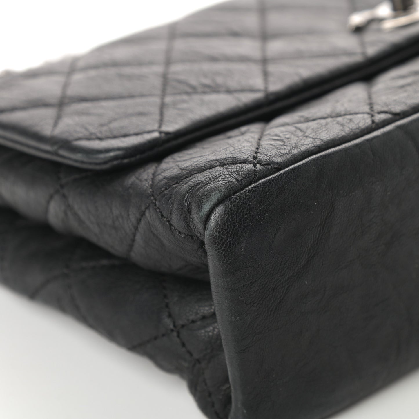 Crumpled Lambskin Quilted Medium Single Flap Black