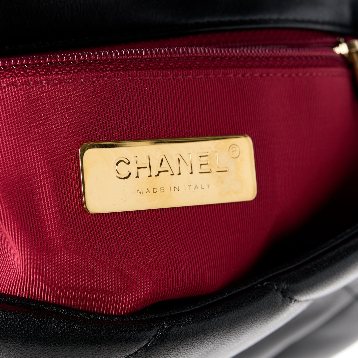 Lambskin Quilted Medium Chanel 19 Flap Black