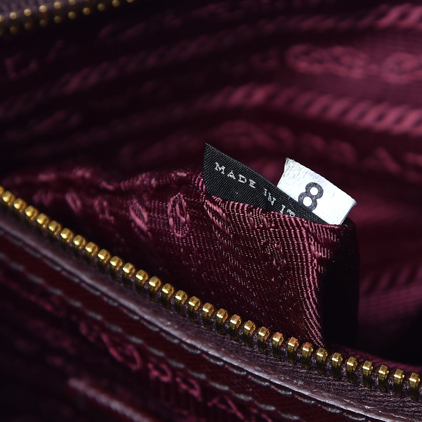 Saffiano Lux Extra Large Galleria Double Zip Tote Granato