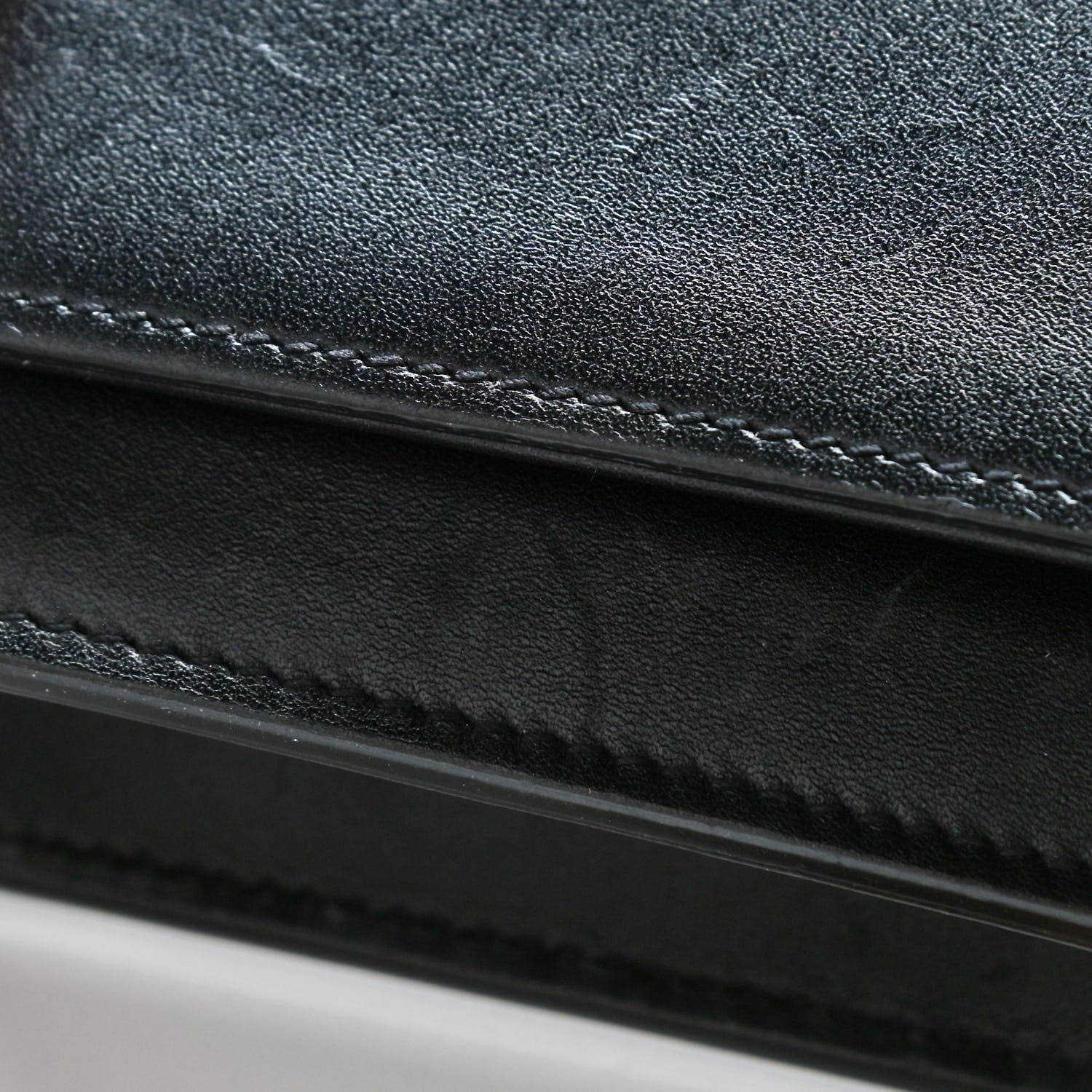Saint Laurent Smooth Calfskin Classic Monogram Kate Tassel Chain Wallet Black 7 of 15