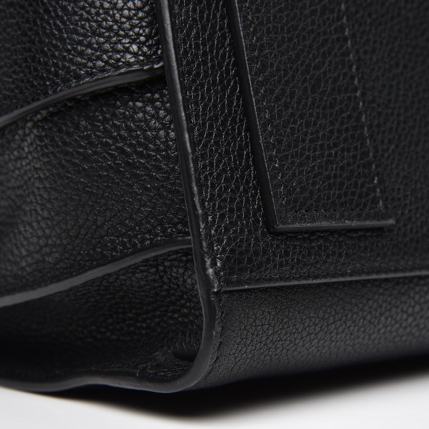 Grained Calfskin Small Supple Sac De Jour Black