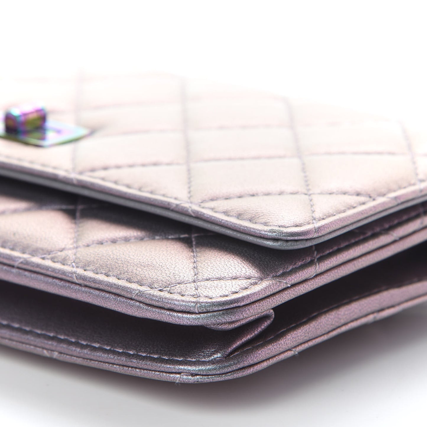 Iridescent Lambskin Quilted Reissue Wallet On Chain WOC Light Purple