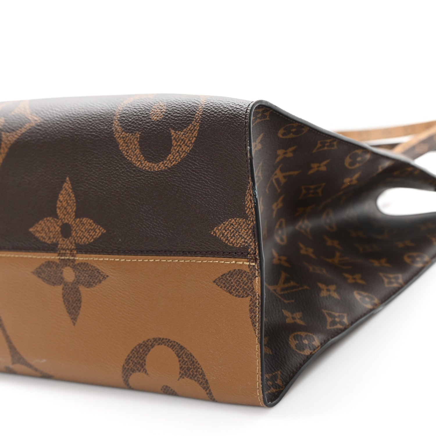 Louis Vuitton Reverse Monogram Giant Onthego GM 9 of 10