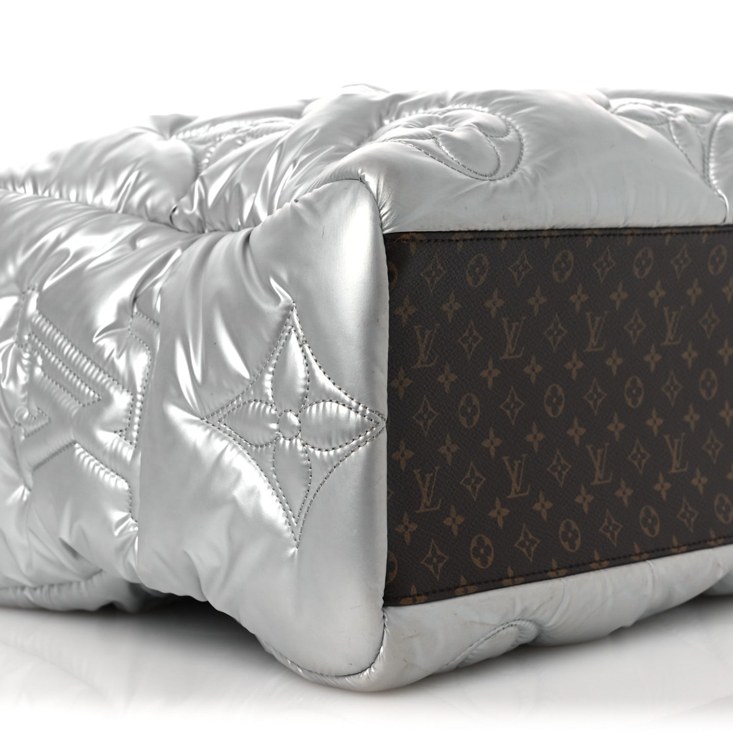 Econyl Monogram Pillow Giant Onthego GM Silver