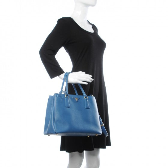 Saffiano Lux Small Tote Cobalto