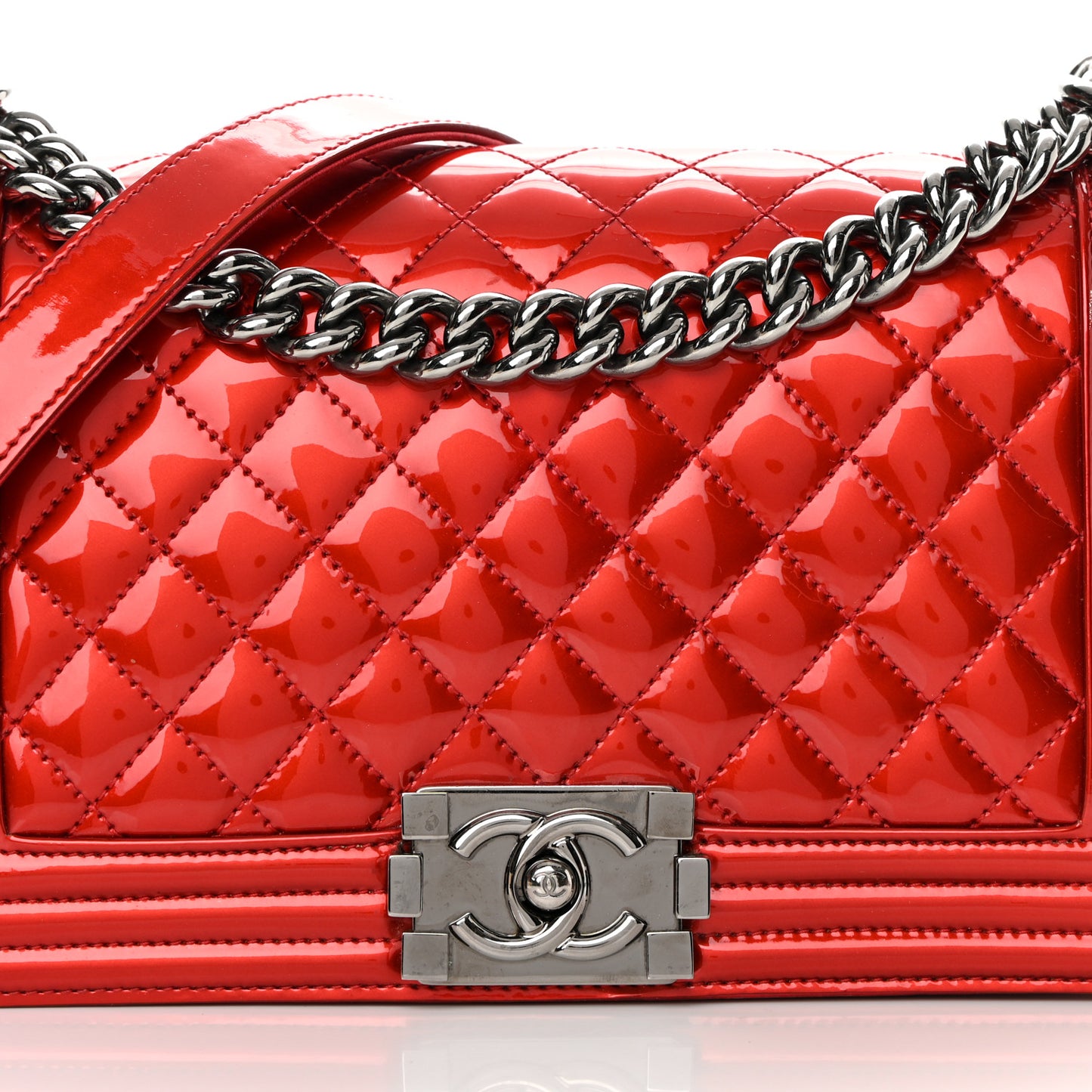 Metallic Patent Calfskin Quilted Medium Boy Flap Red