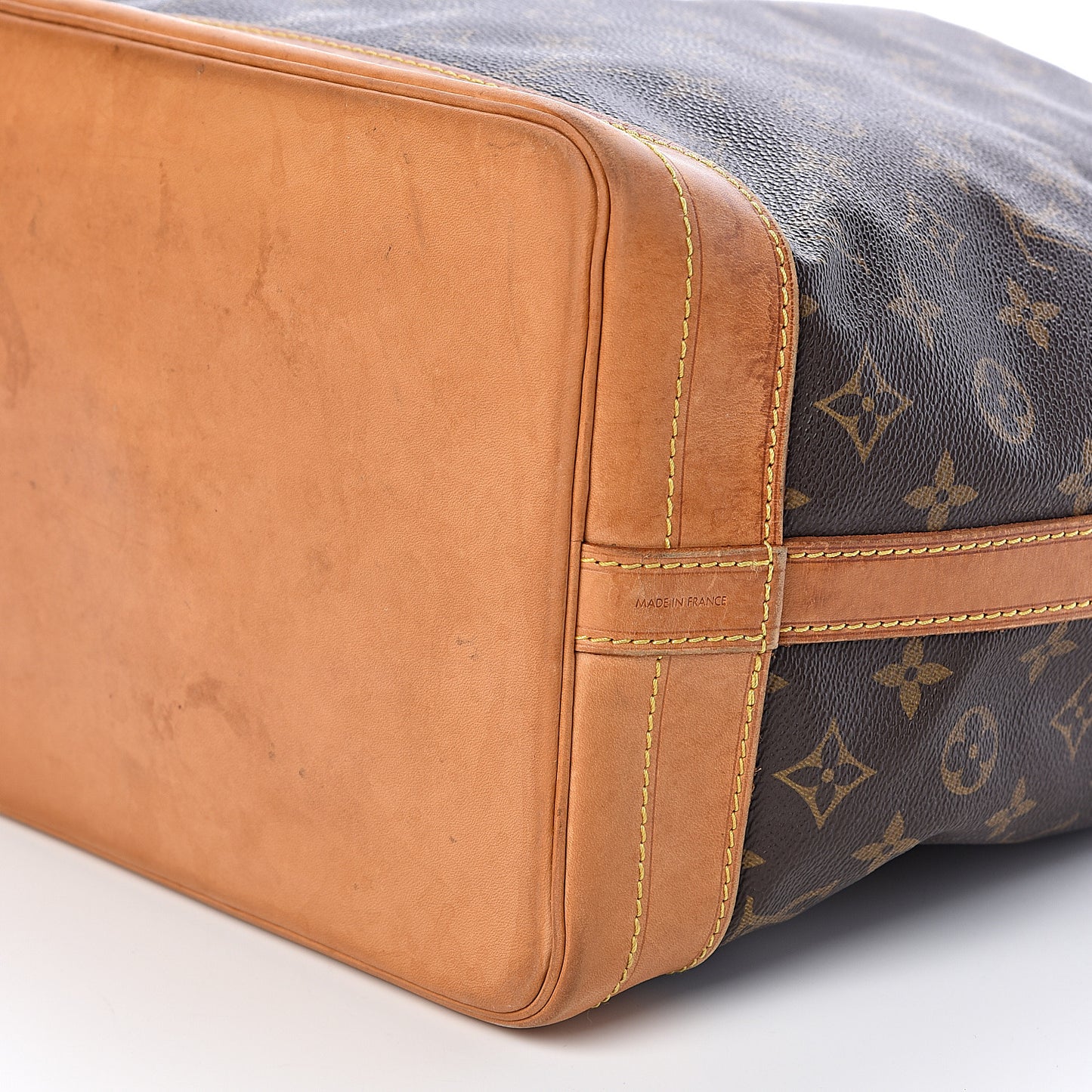 Monogram Noe