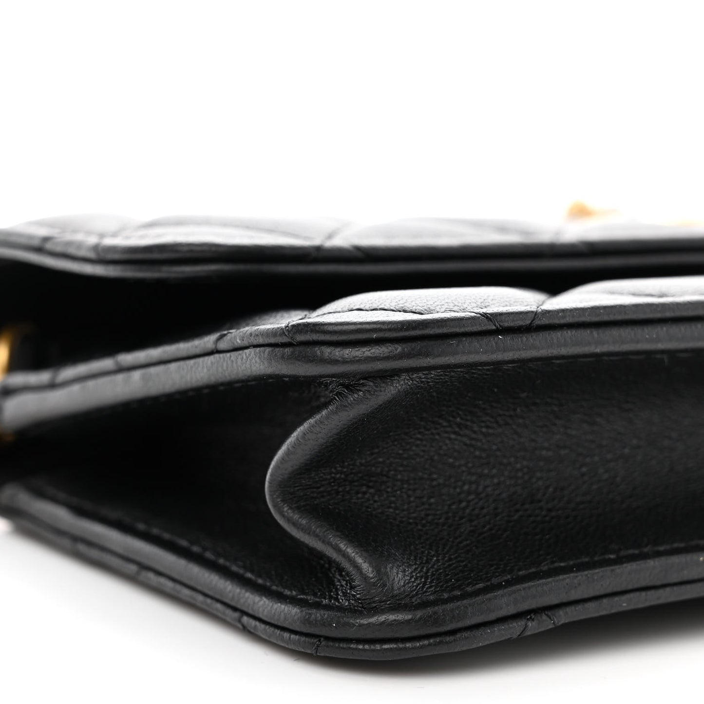 Lambskin Pearl Crush Quilted Flap Phone Holder With Chain Black
