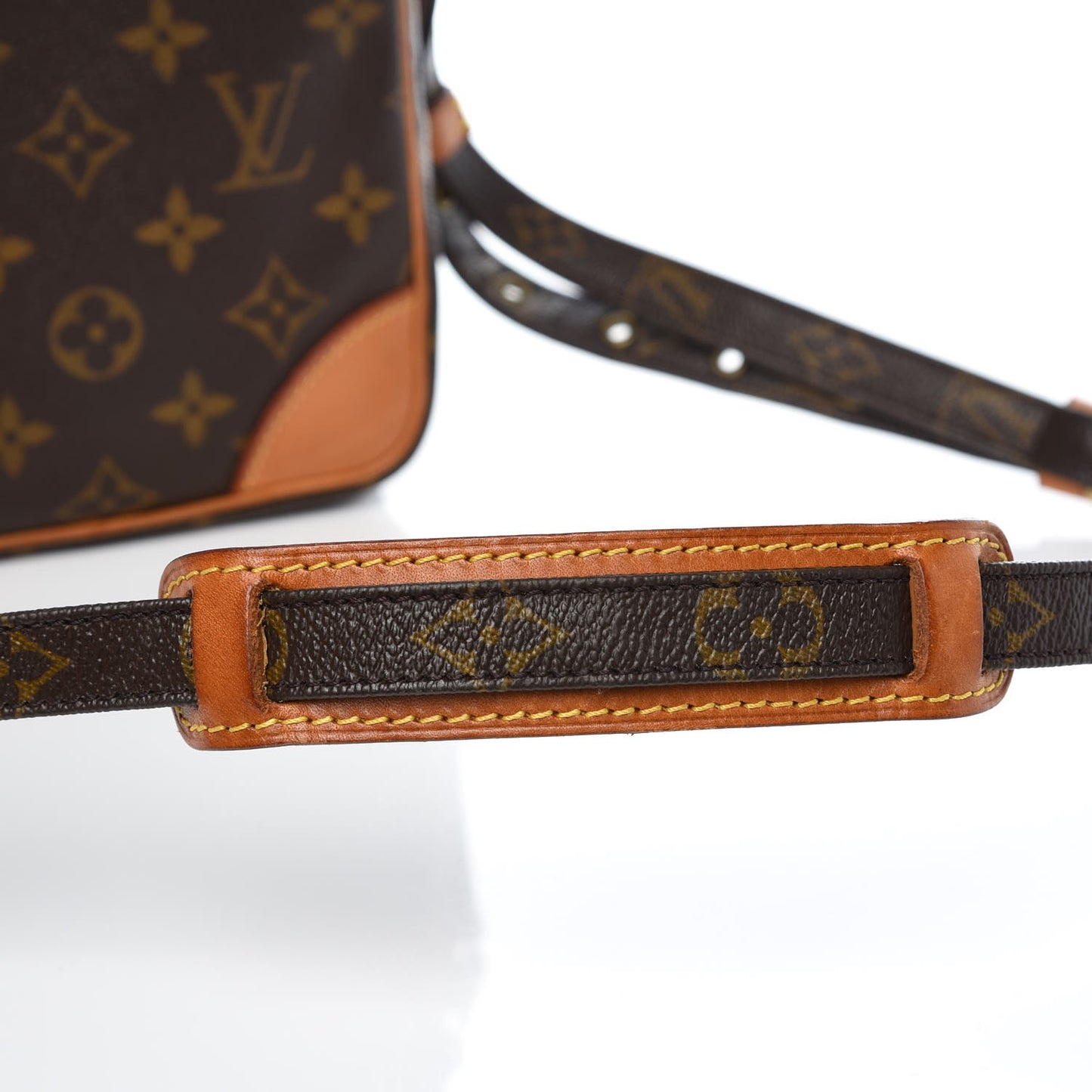 Monogram Amazone