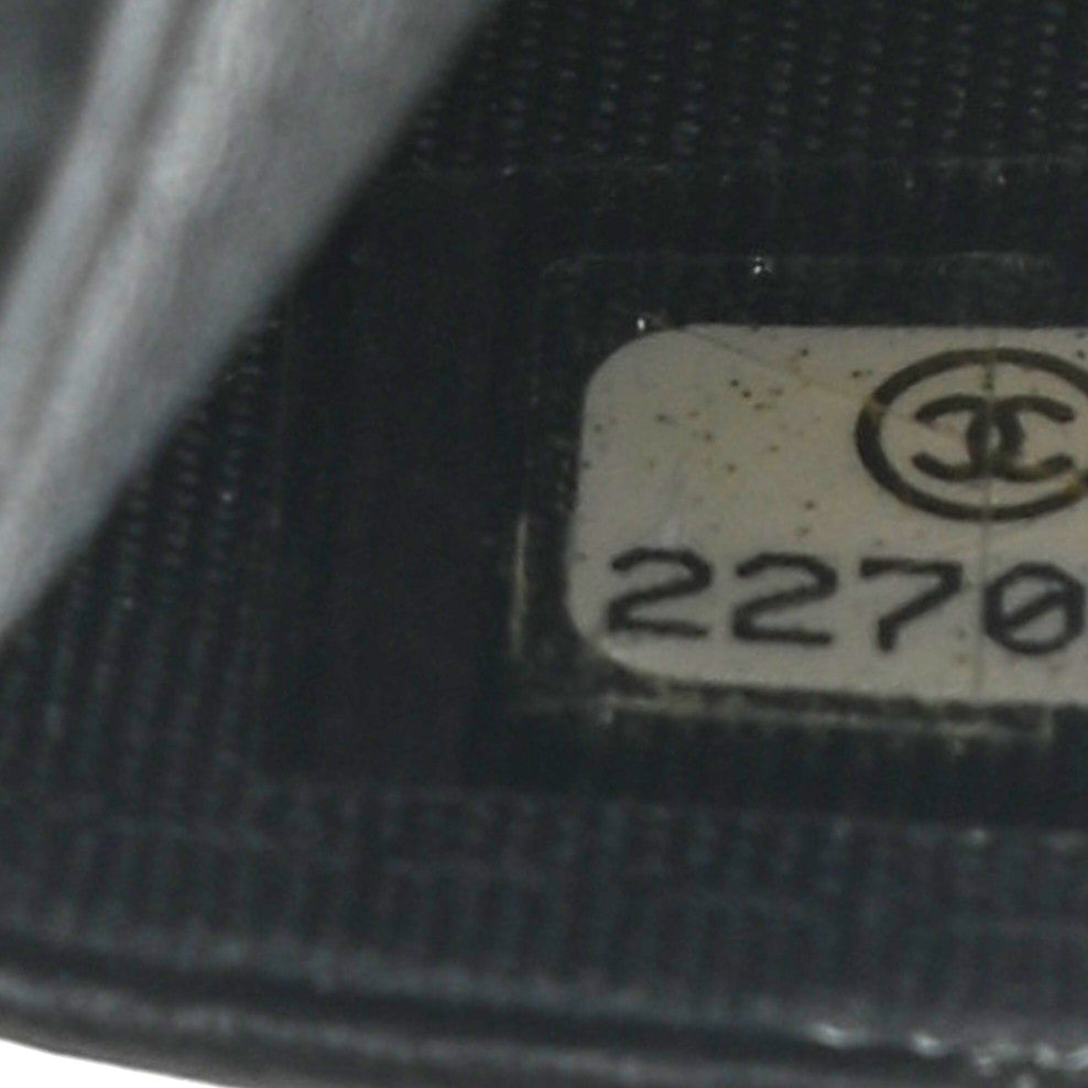 Lambskin Quilted Wallet On Chain WOC Beige Black