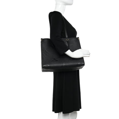 Louis Vuitton Empreinte Monogram Giant Onthego MM Black 2 of 10