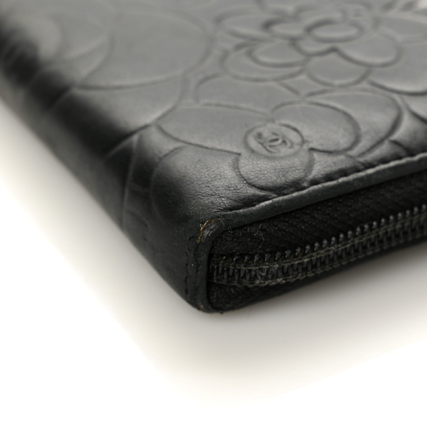 Chanel Lambskin Camellia Embossed Zipped Gusset Wallet Black 9 of 12