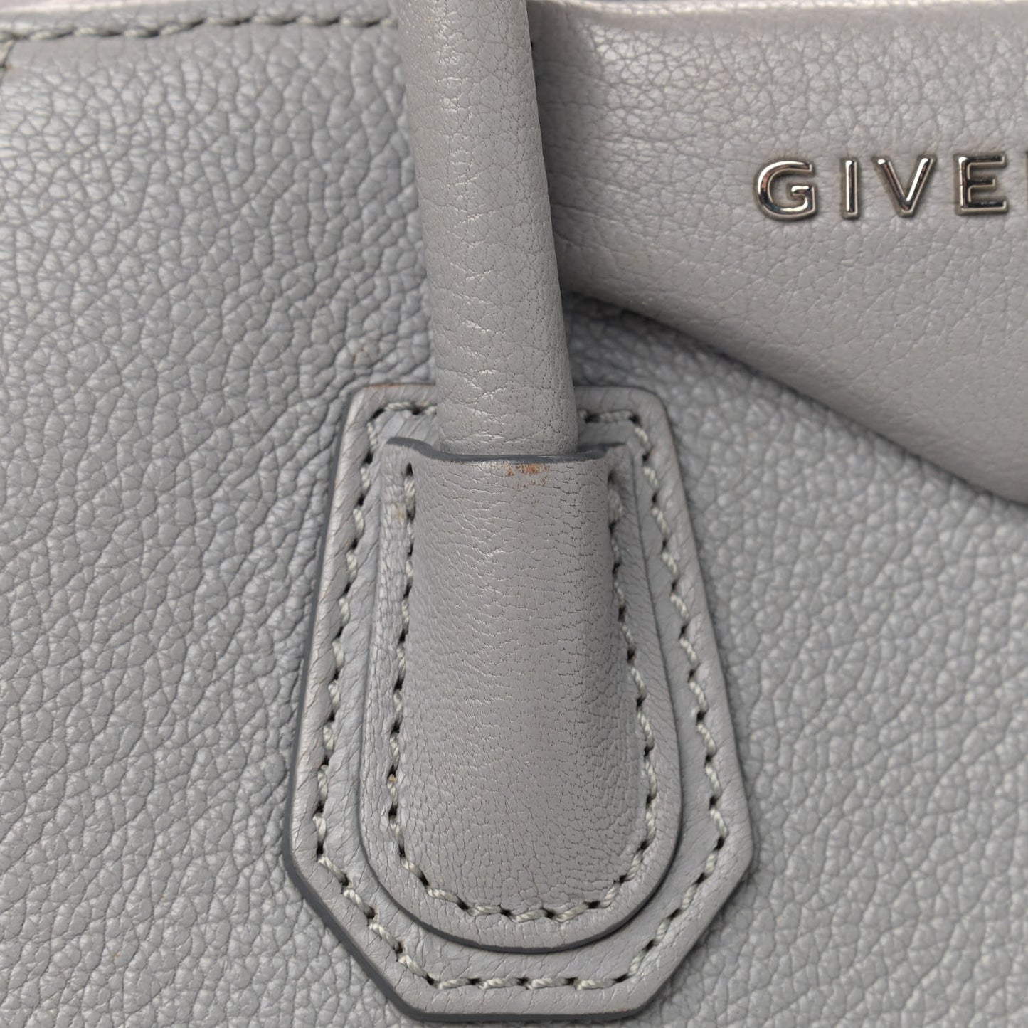 Sugar Goatskin Mini Antigona Pearl Grey